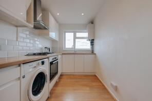 54, Little Grove, Bushey WD23 3BG