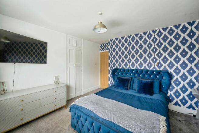 3 bed Semi-Detached for sale Image 8