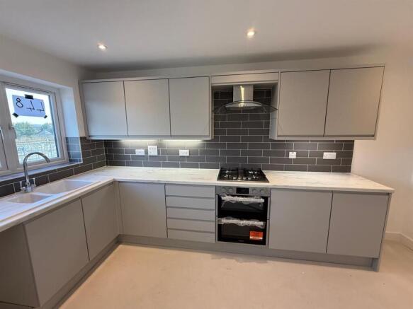 Plot 448 kitchen.jpg