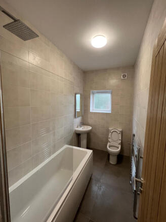 bathroom.jpeg