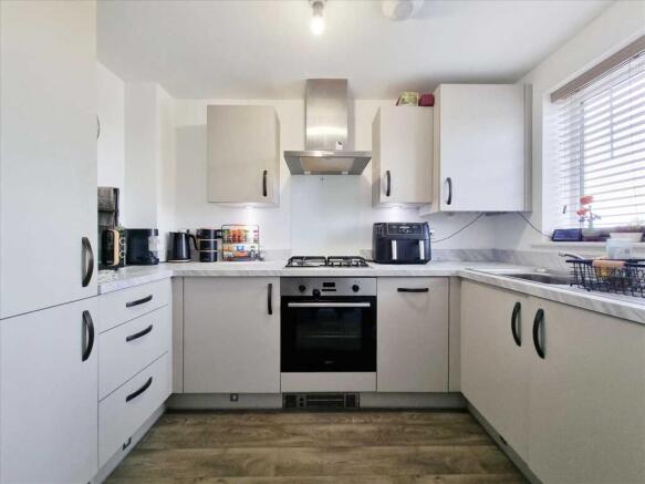 Kitchen: