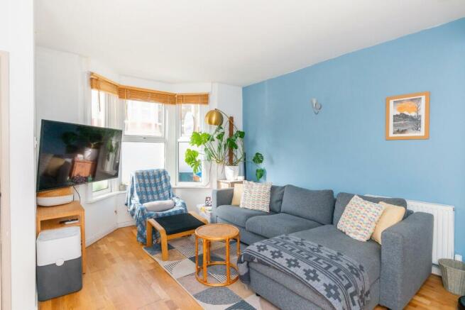 2AR1BR - Living Room C.jpg