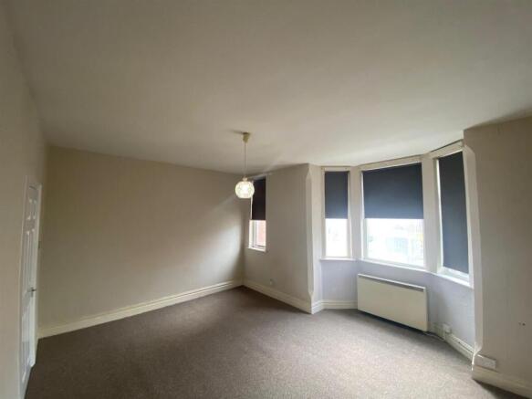 new lounge 2.jpg
