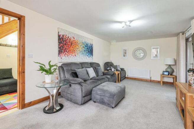 3 bed Detached for sale Image 5
