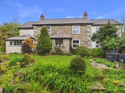 Wendron, Helston, Chocolate Box Cottage