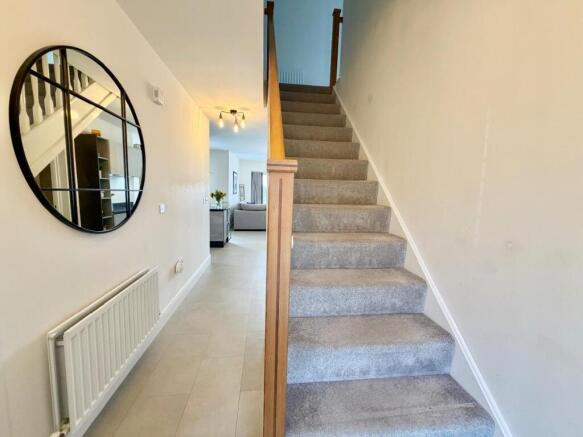 5 bed Detached for sale Image 5