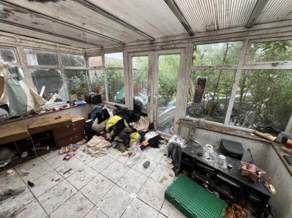 107 Shire Road, Corby, Northamptonshire NN17 2JS photo 4