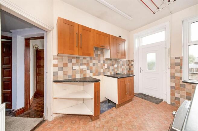 KITCHEN (2).jpg