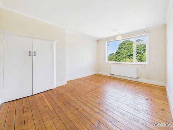 4 bed Semi-Detached for sale Image 10