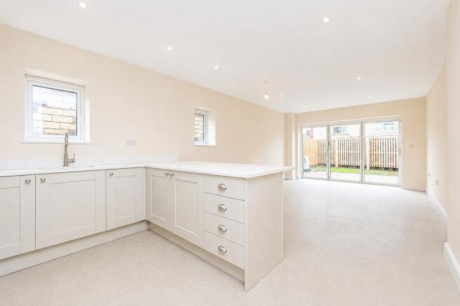 3 bed Bungalow for sale Image 5