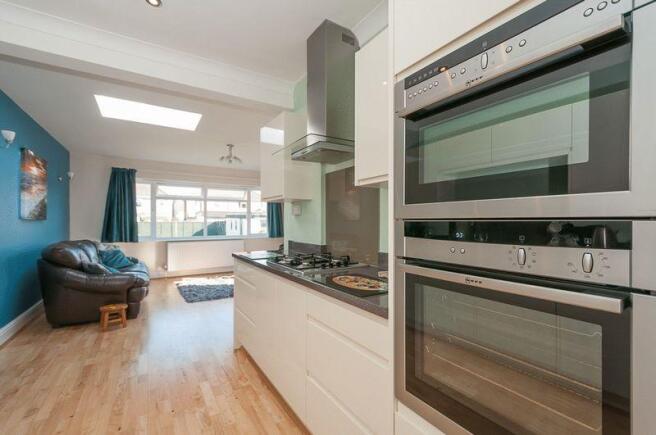 Kitchen/ Livin...