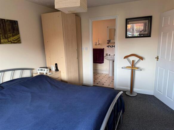 Bedroom,.jpg