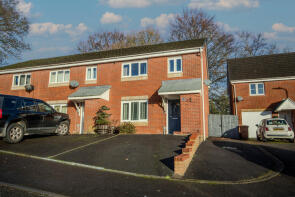 32, Woodside Drive, Newbridge NP11 4NQ