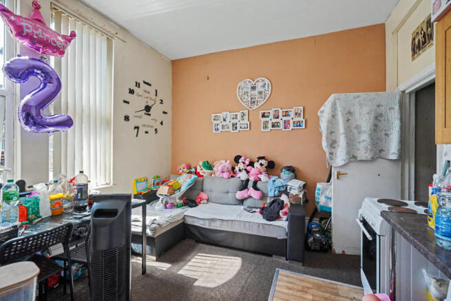 Flats 1-4, 406 Alfreton Road, Nottingham NG7 5NG