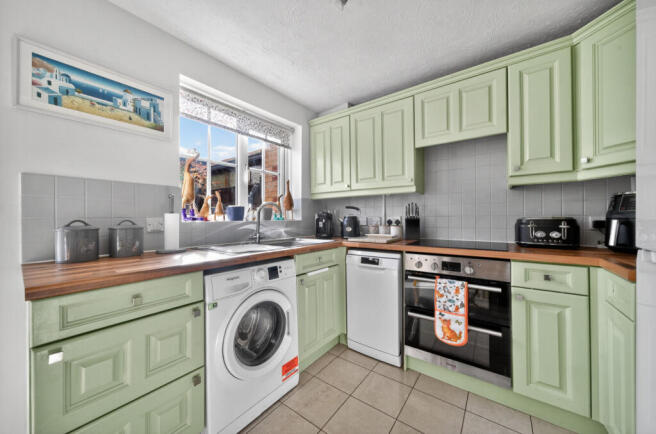 1436082-15-69c55c512bdbd