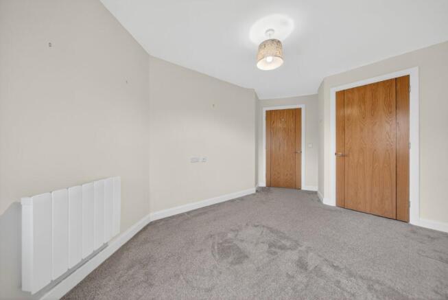 1 bed Retirement Property for sale Image 7