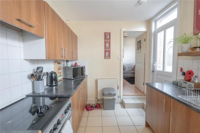 Kitchen (2)