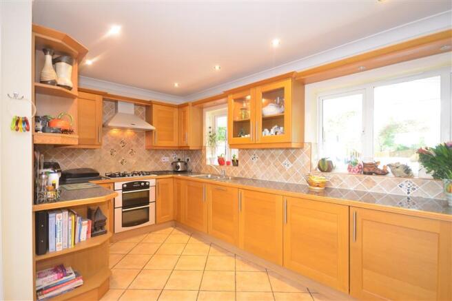 Kitchen / Breakfast Room