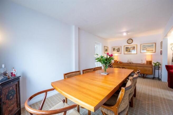 Dining Room.jpg