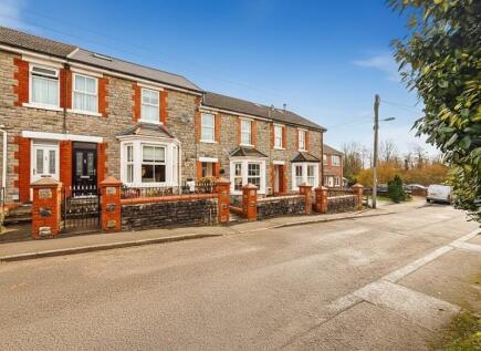 Station Terrace, Llanharry, Pontyclun, Rhondda Cynon Taff. CF72 9DE