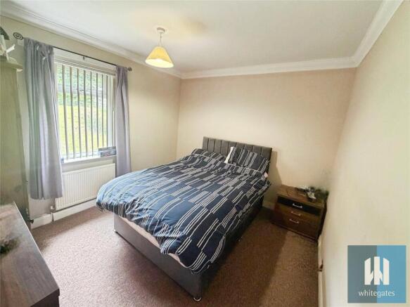 3 bed Terraced for sale Image 8