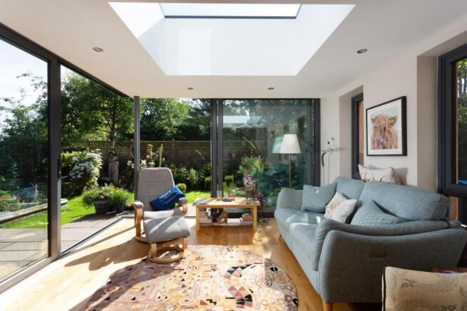 4 bed Detached for sale Image 4