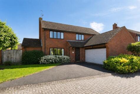 Canberra Close, Wellesbourne, Warwick