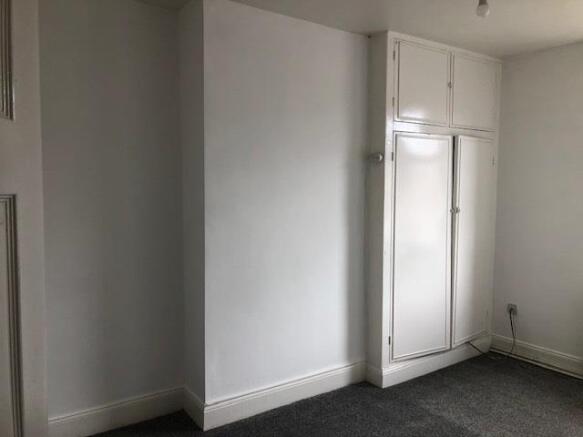 Second bedroom1.jpg