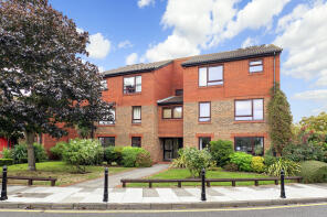 4, Abbey Gardens, London W6 8QR