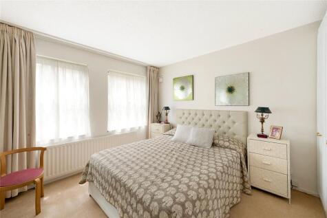 Thorney Crescent, London, SW11