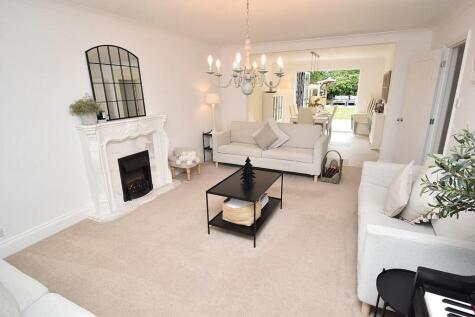 Maldon Road, Danbury
