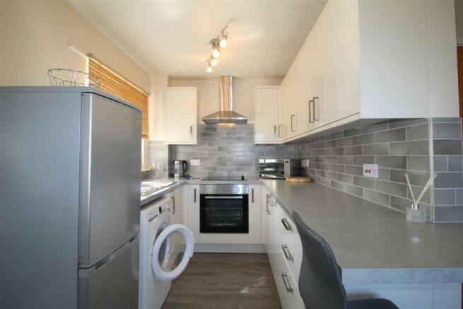 Cottam Avenue, 22 Lounge-Kitchen 4.JPG