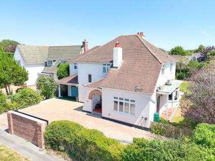 Shorefield Way, Milford on Sea, Lymington, SO41
