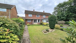 26, The Longlands, Wombourne WV5 0HQ