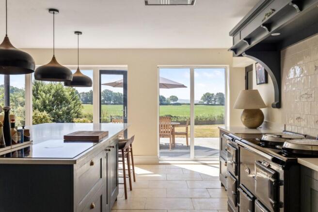 Kitchen/Breakfast