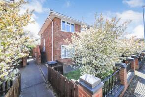 35b, Stirling Road, Wolverhampton WV14 8AT