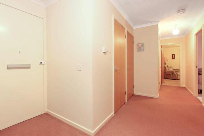 Photo 8