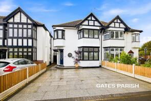 16, Park Drive, Upminster RM14 3AL