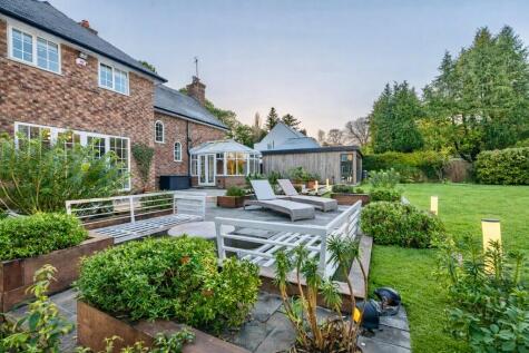 Quarry Road East, Heswall CH61