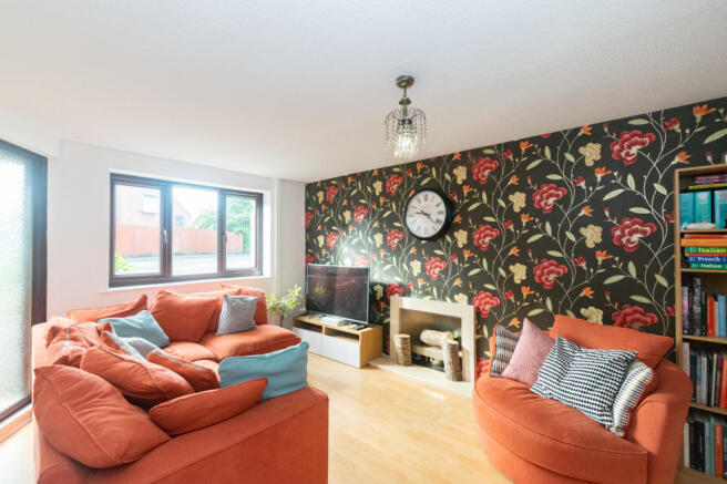 Lounge 1