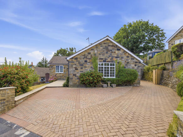 3 bed Detached Bungalow for sale Image 5