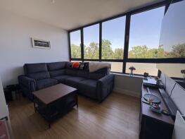 11, 61 73 Grandera House, Staines Road West, Sunbury-on-thames TW16 7FE