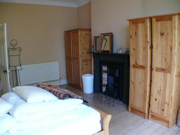ANOTHER ROOM ASPECT