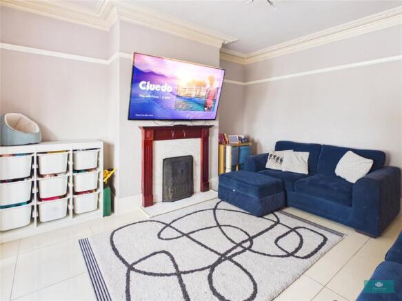 3 bed Terraced for sale Image 5