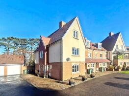 57, Kensington Way, Polegate BN26 6FH