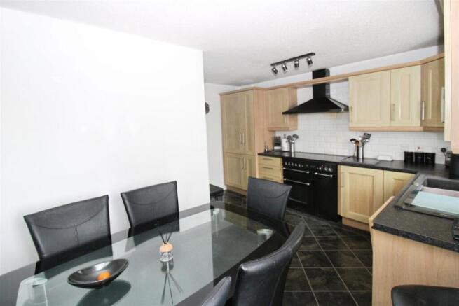 Fitted Dining Kitchen