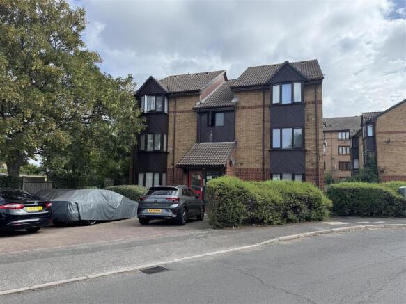 Parr Close N9