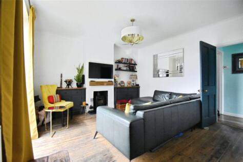 Lindsey Road, Dagenham, RM8