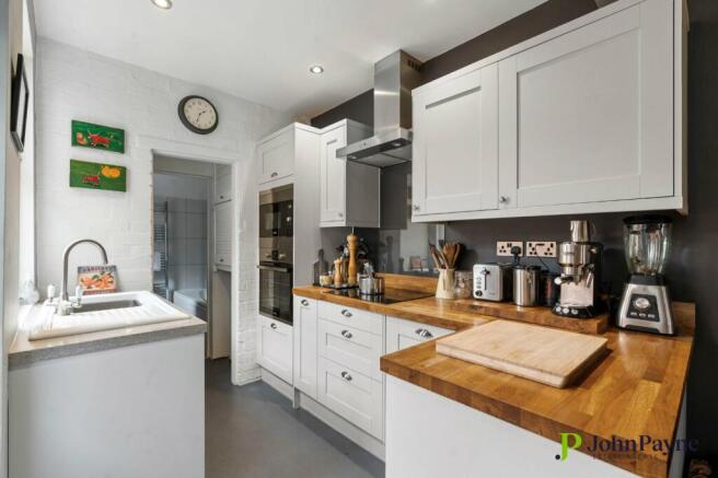 Fitted Kitchen