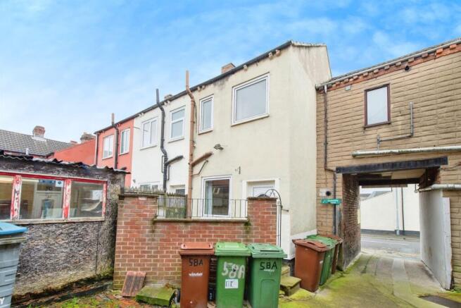 2 bed Terraced for sale Image 9